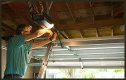Security Garage Door Repairs, Philadelphia, PA 215-256-8533 - serv-repair-gr-33m